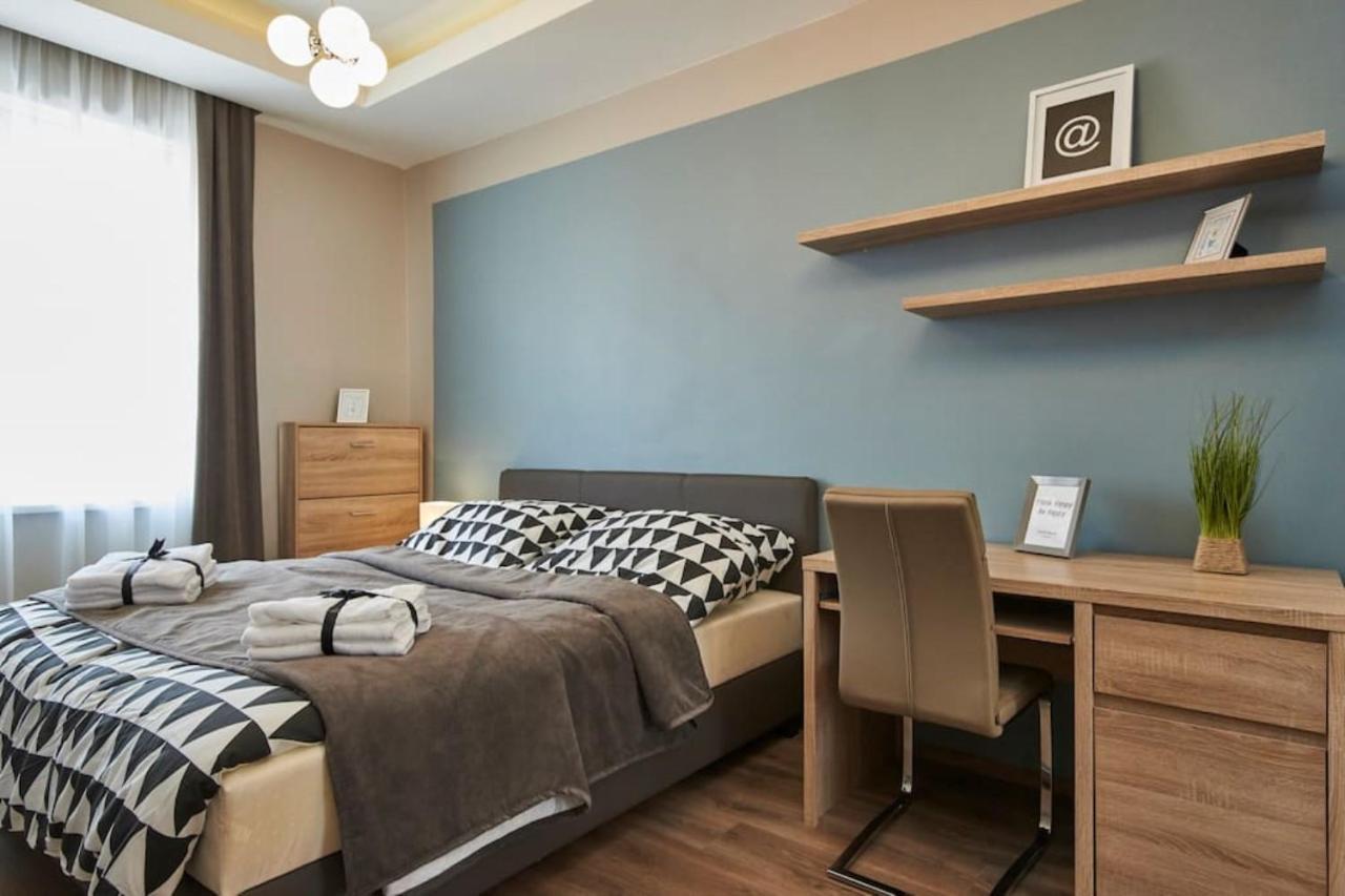 Orangehomes Fantastic 3 Bedrooms Apartment Dohany Street Будапеща Екстериор снимка